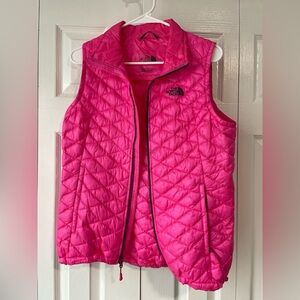 The North Face vest medium brand new never warn hot pink with dark purple trim